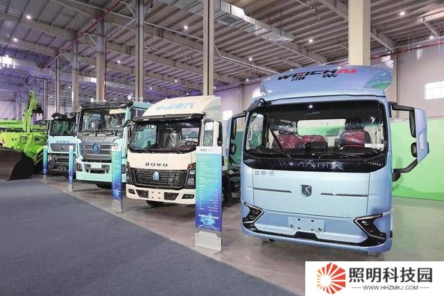 OPPO Find X8系列發(fā)布會(huì)前瞻：Mag磁吸生態(tài)配件再添新成員