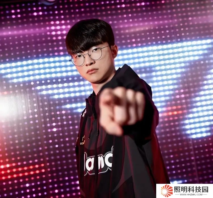 Faker給粉絲的建議：真正的高手知道如何既完美又不完美