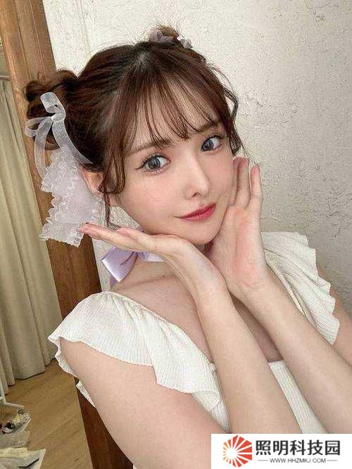 波多野結衣AV背后爆紅的秘密！這個行業的殘酷真相你知道嗎？