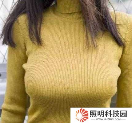 So貨撅起你的賤奶頭來！敢問她這操作究竟有多毒辣？