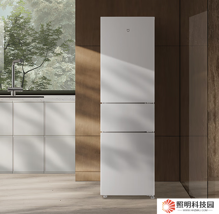 小米米家冰箱三門 215L 上市：五檔電子調溫，899 元